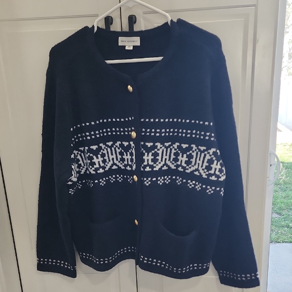 Bill Blass Navy and White Fair Isle Button Cardigan